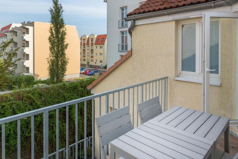 H&H Apartments Im Herzen Der Stadt In Der Lange Strasse Geraeumig Ruhig Mit Kueche Und Esstisch Greifswald Dış mekan fotoğraf